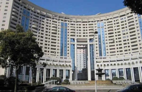 新世紀広場